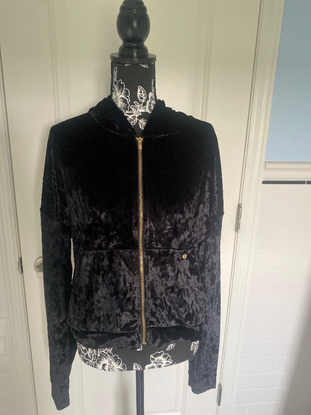 Fabletics hooded zip up